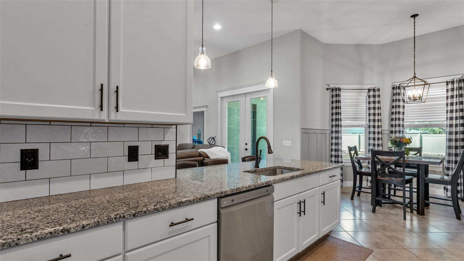 Image 20 of 52 For 254 Kissengen Park Drive