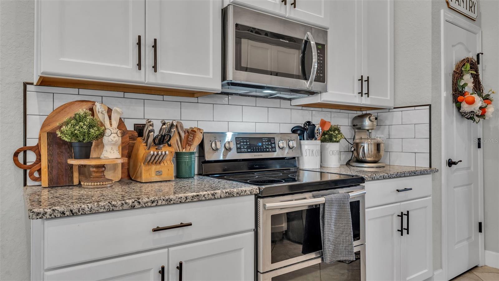 Image 24 of 52 For 254 Kissengen Park Drive