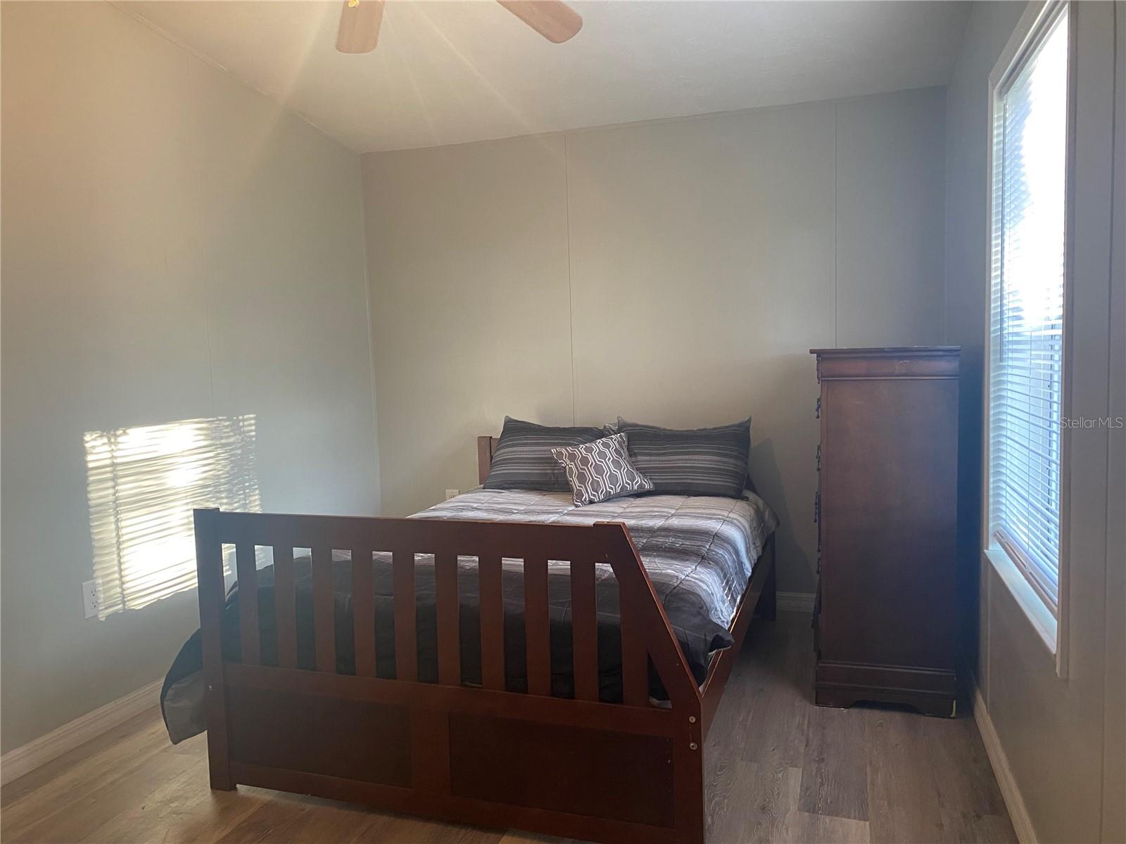 Image 22 of 37 For 19507 Hwy 60 E