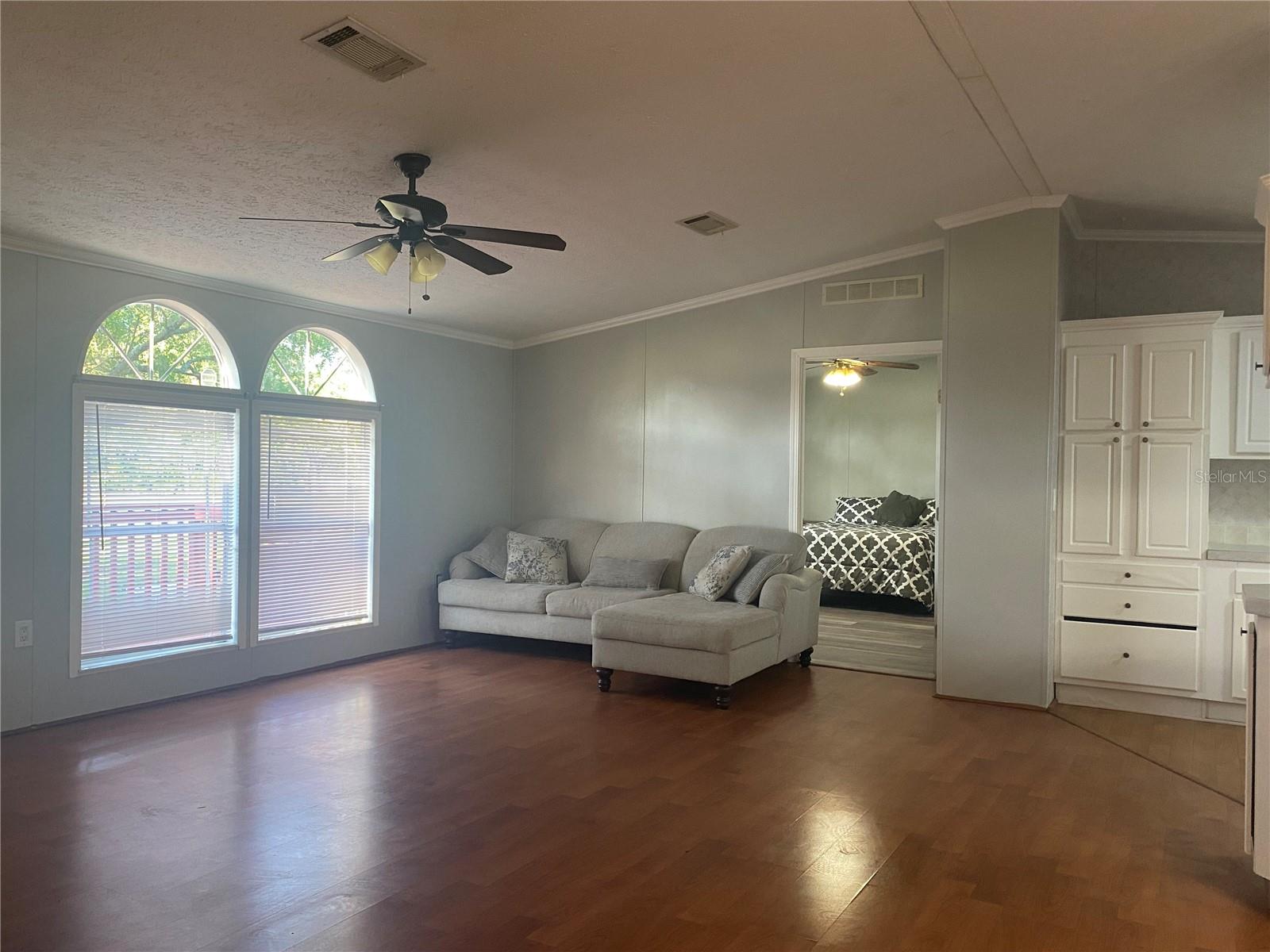 Image 4 of 37 For 19507 Hwy 60 E