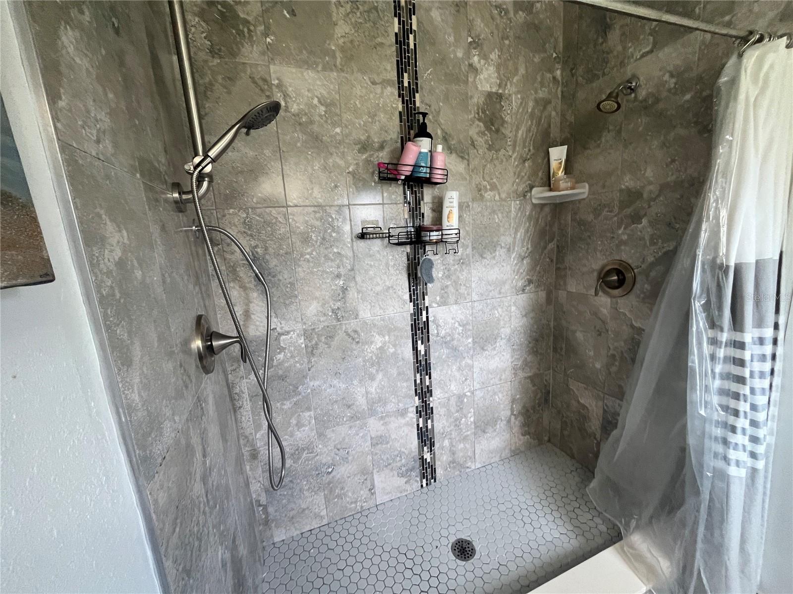 Image 13 of 66 For 10780 State Road 60 E