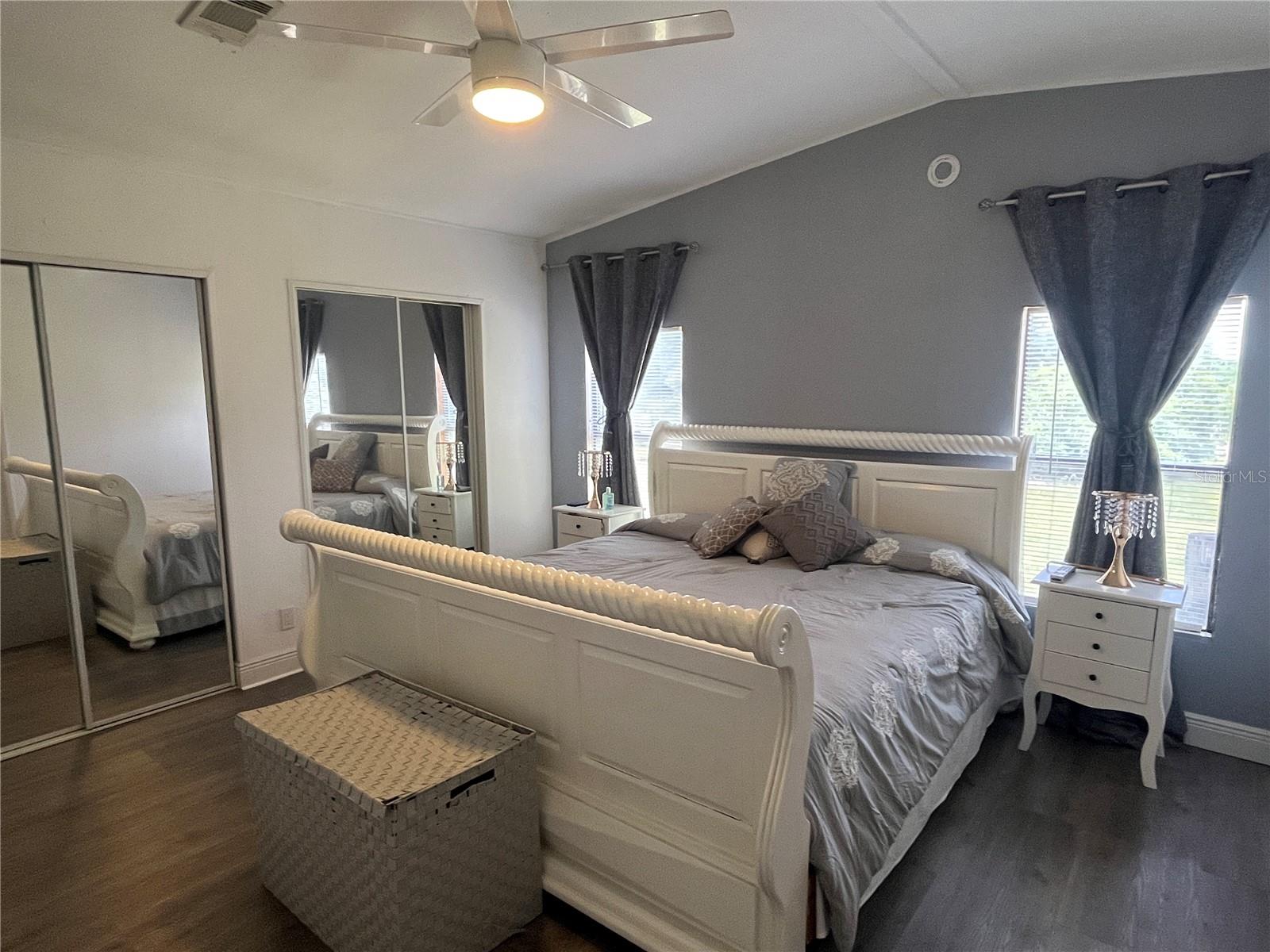 Image 15 of 66 For 10780 State Road 60 E