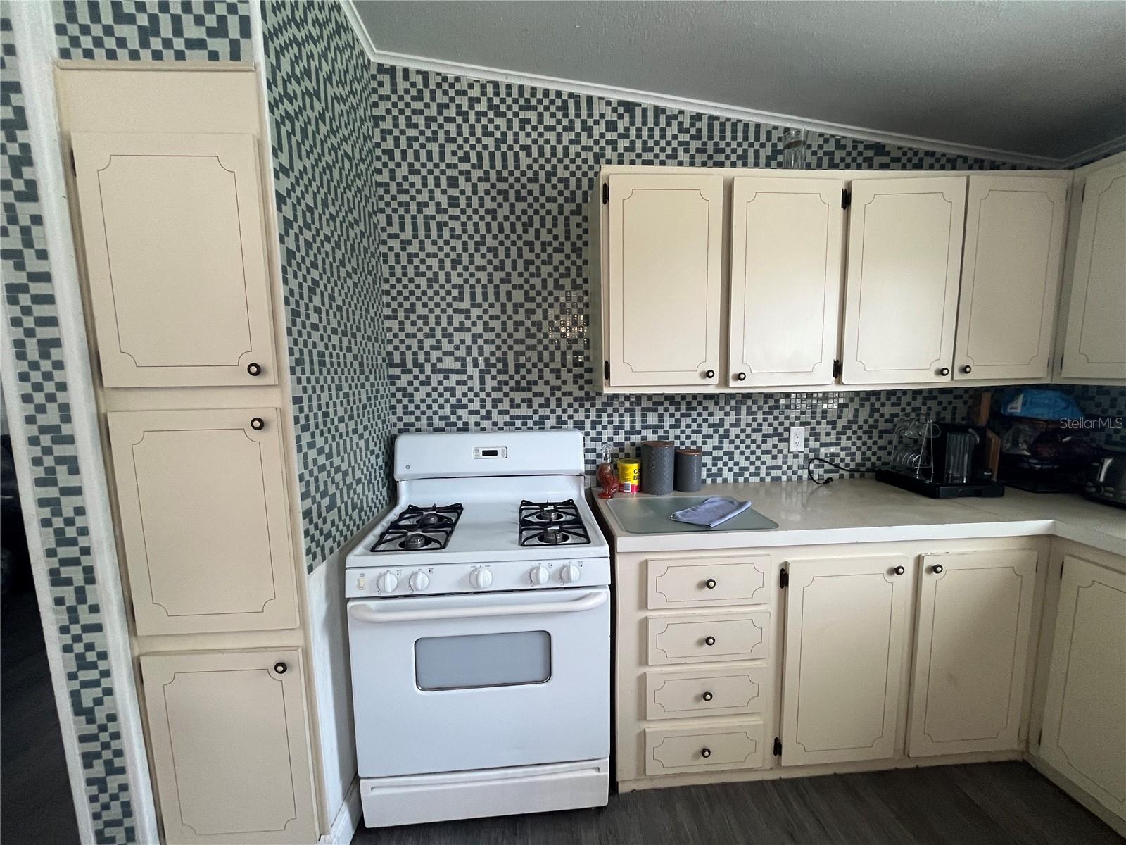 Image 6 of 66 For 10780 State Road 60 E