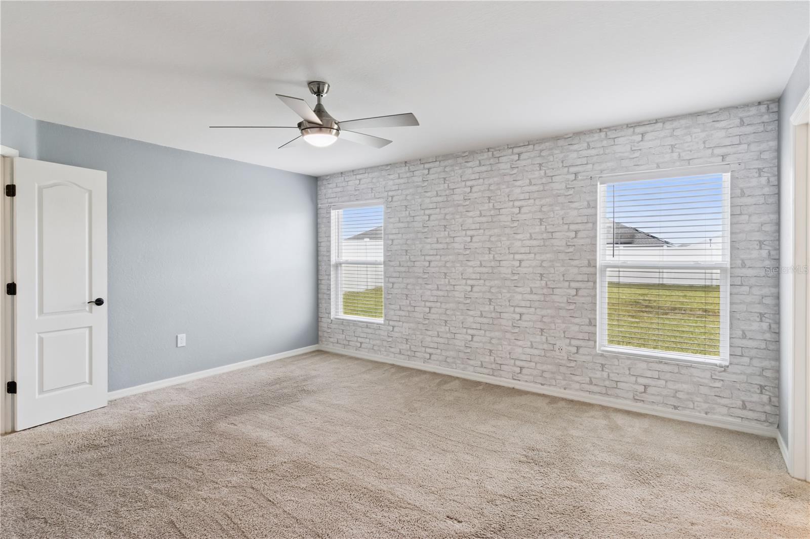 Image 12 of 24 For 305 Arbuthnot Street