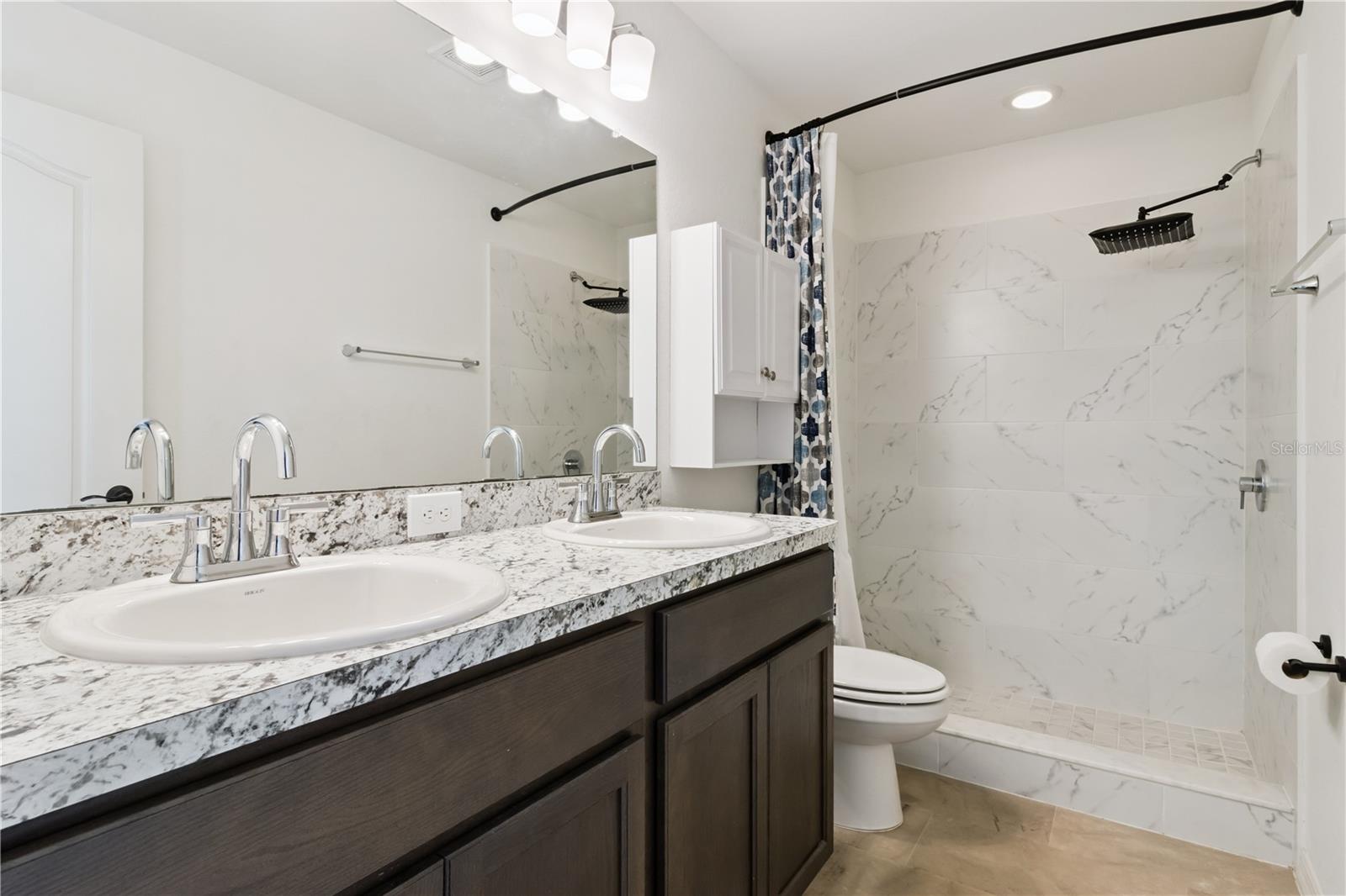 Image 17 of 24 For 305 Arbuthnot Street