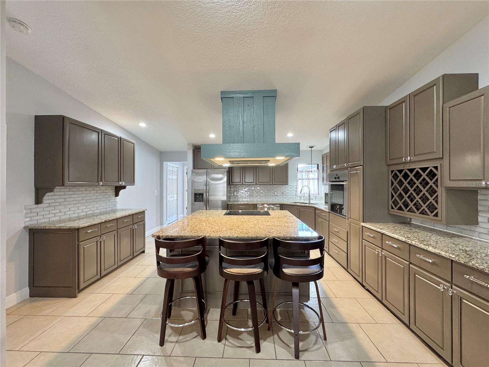 Image 10 of 53 For 2410 Hartridge Point Drive W