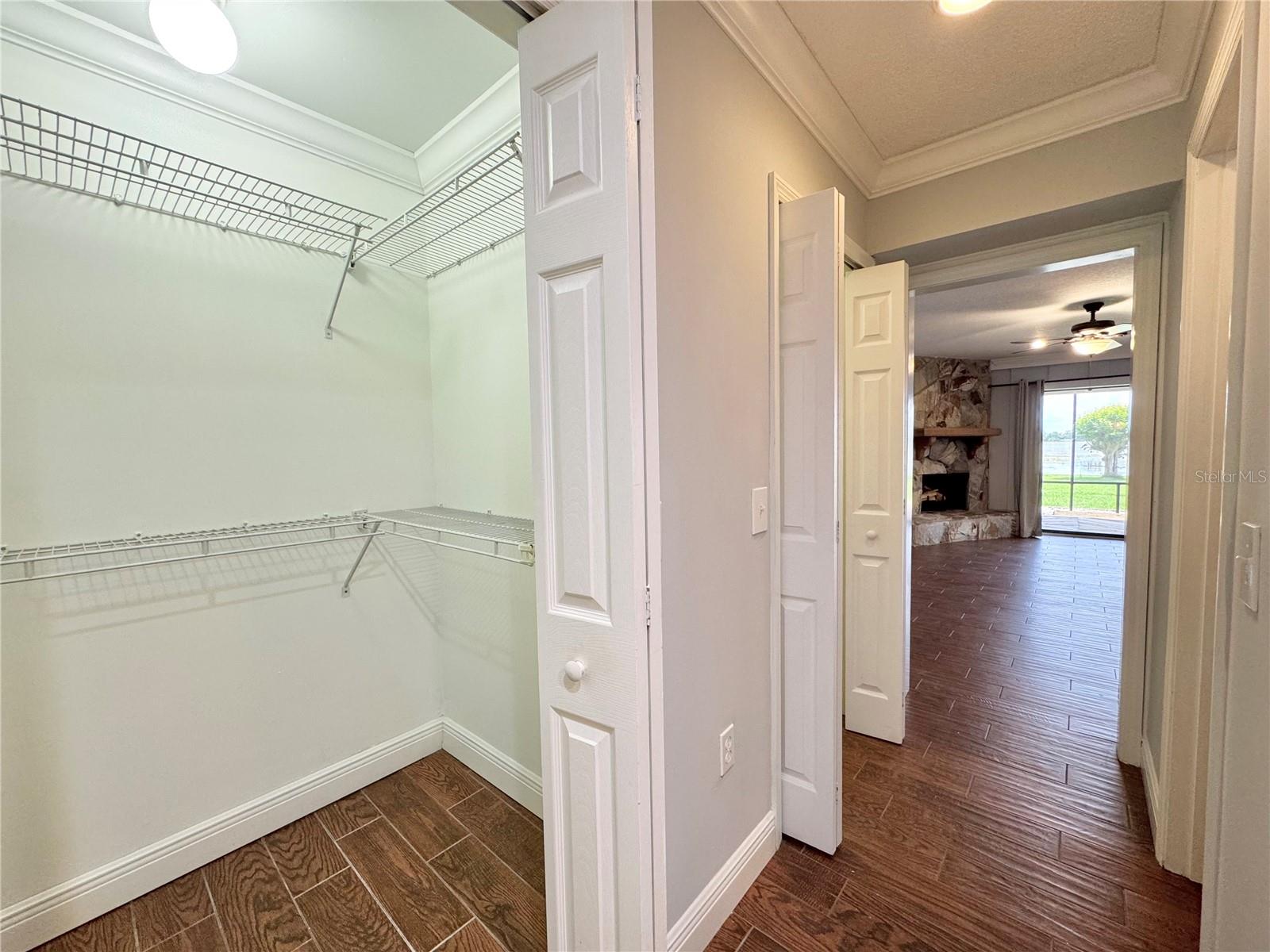 Image 28 of 53 For 2410 Hartridge Point Drive W