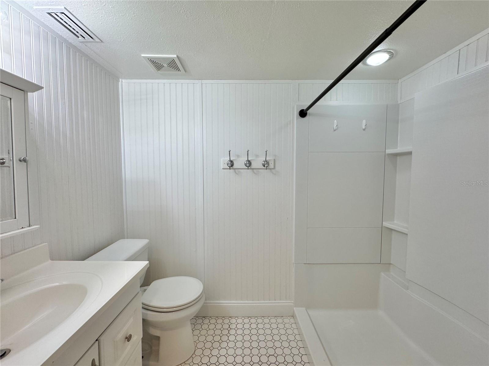 Image 38 of 53 For 2410 Hartridge Point Drive W