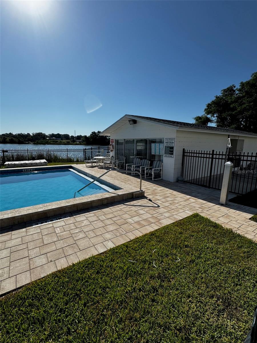 Image 10 of 12 For 1550 11th Street Ne G3