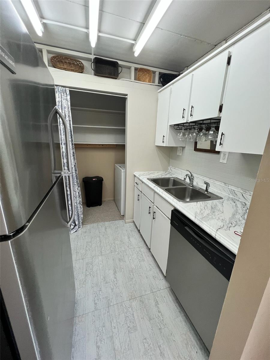 Image 4 of 12 For 1550 11th Street Ne G3