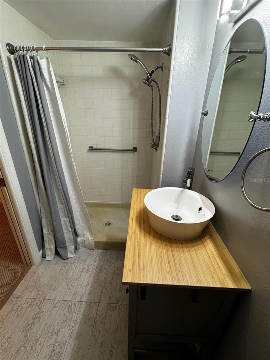 Image 6 of 12 For 1550 11th Street Ne G3