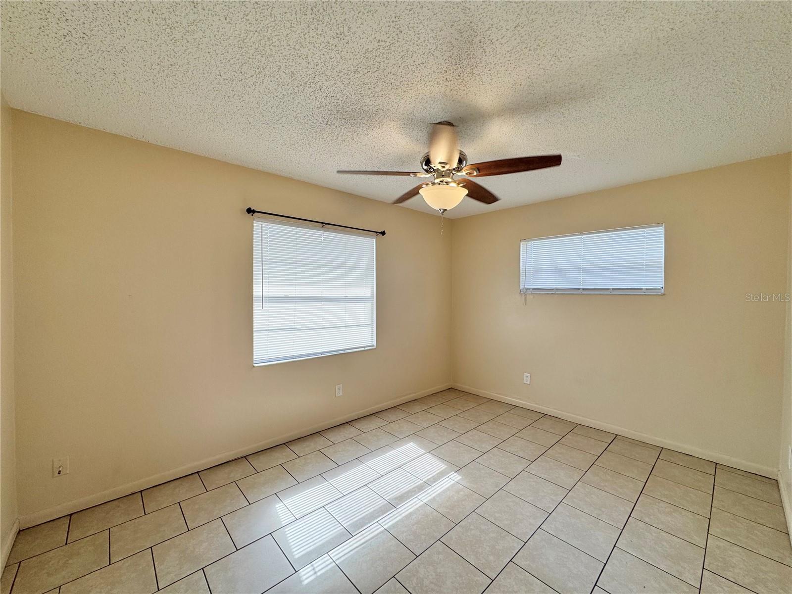 Image 11 of 18 For 2540 Elm Avenue