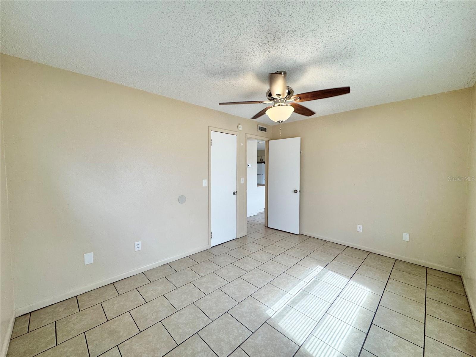 Image 13 of 18 For 2540 Elm Avenue