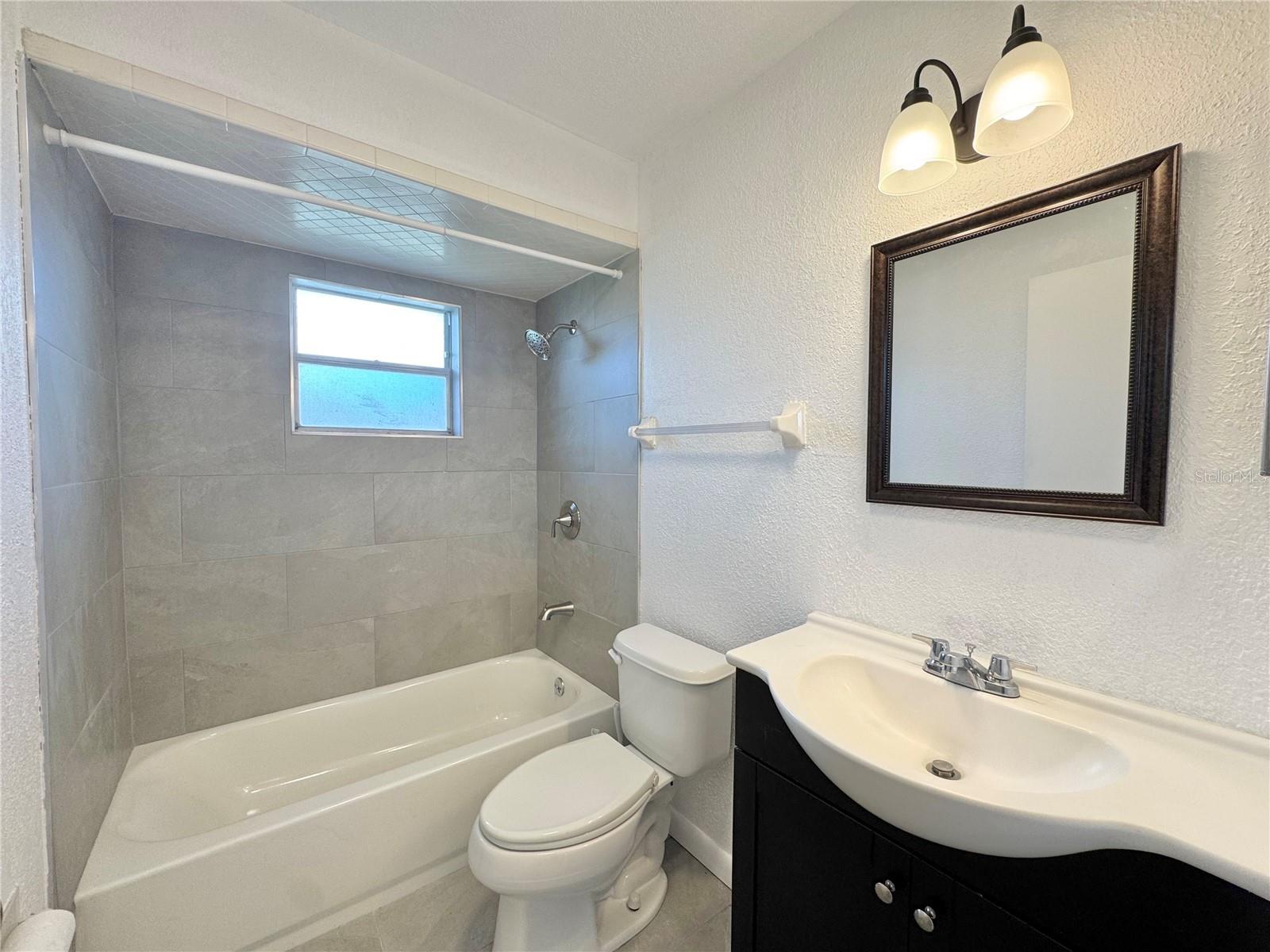 Image 14 of 18 For 2540 Elm Avenue