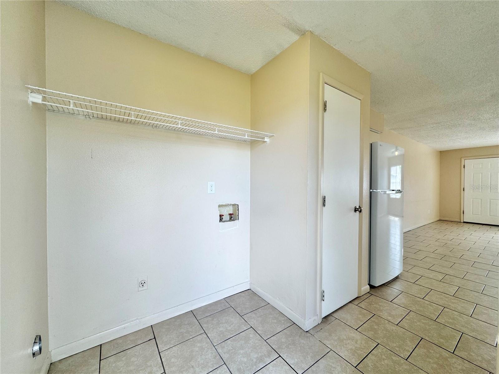 Image 8 of 18 For 2540 Elm Avenue