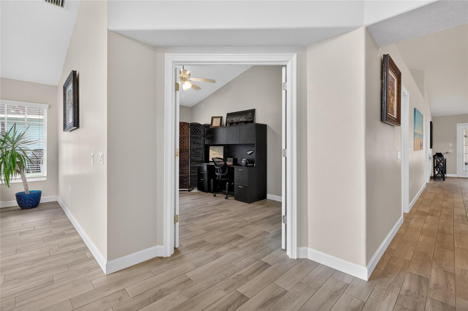 Image 14 of 72 For 737 Santa Maria Drive