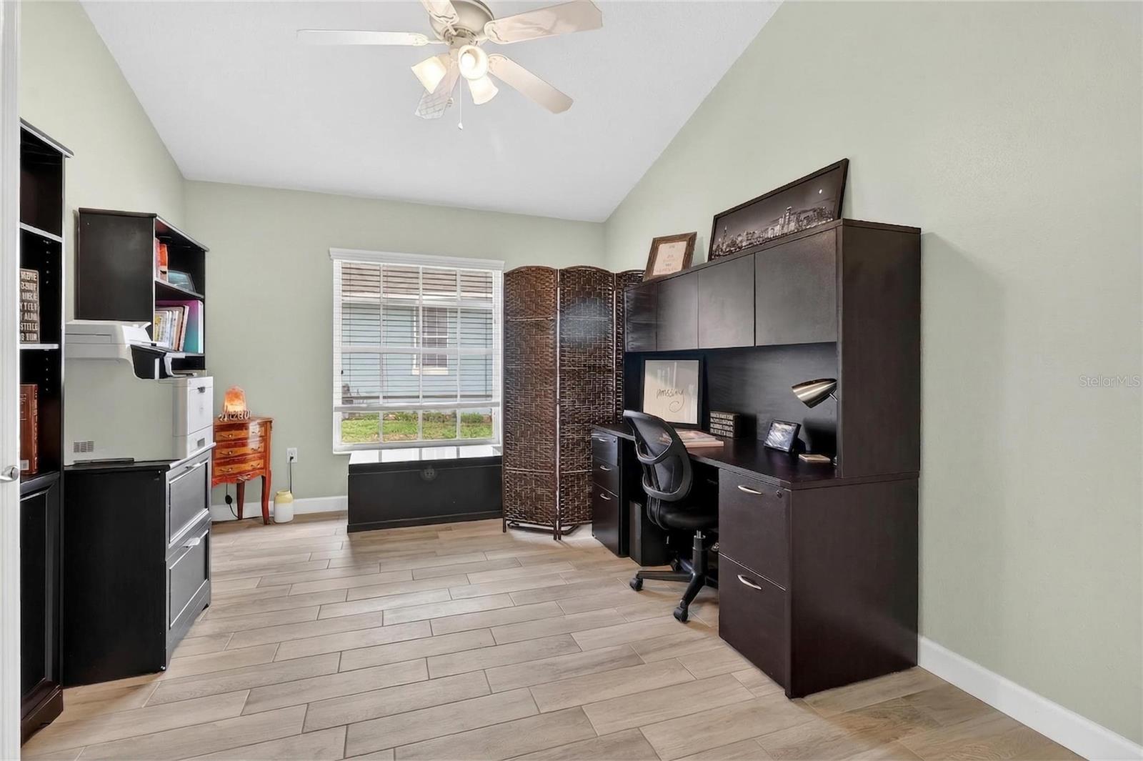 Image 15 of 72 For 737 Santa Maria Drive