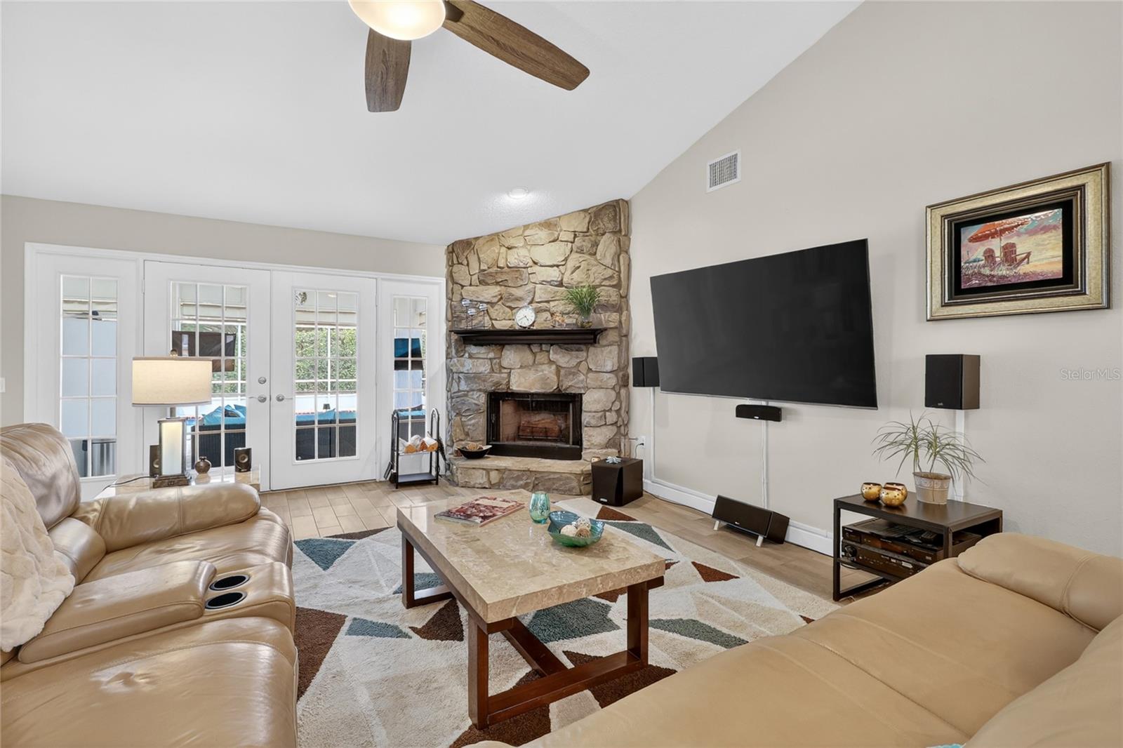 Image 33 of 72 For 737 Santa Maria Drive