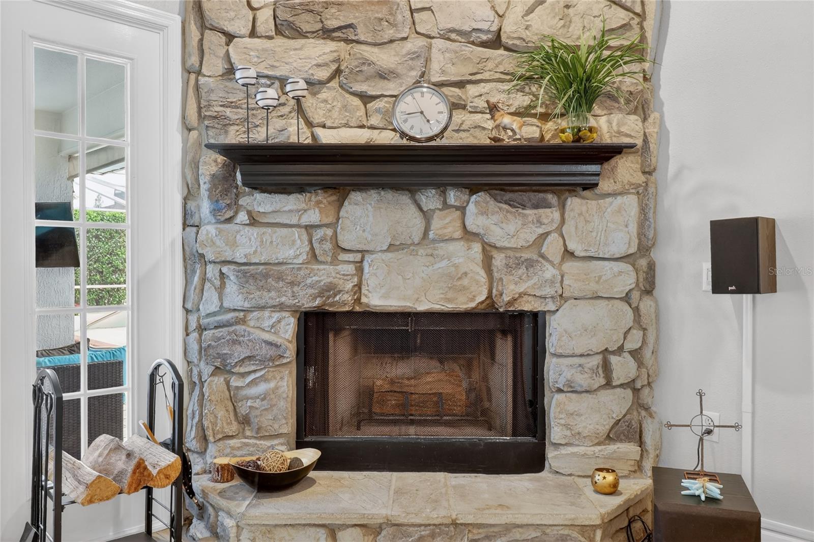 Image 39 of 72 For 737 Santa Maria Drive