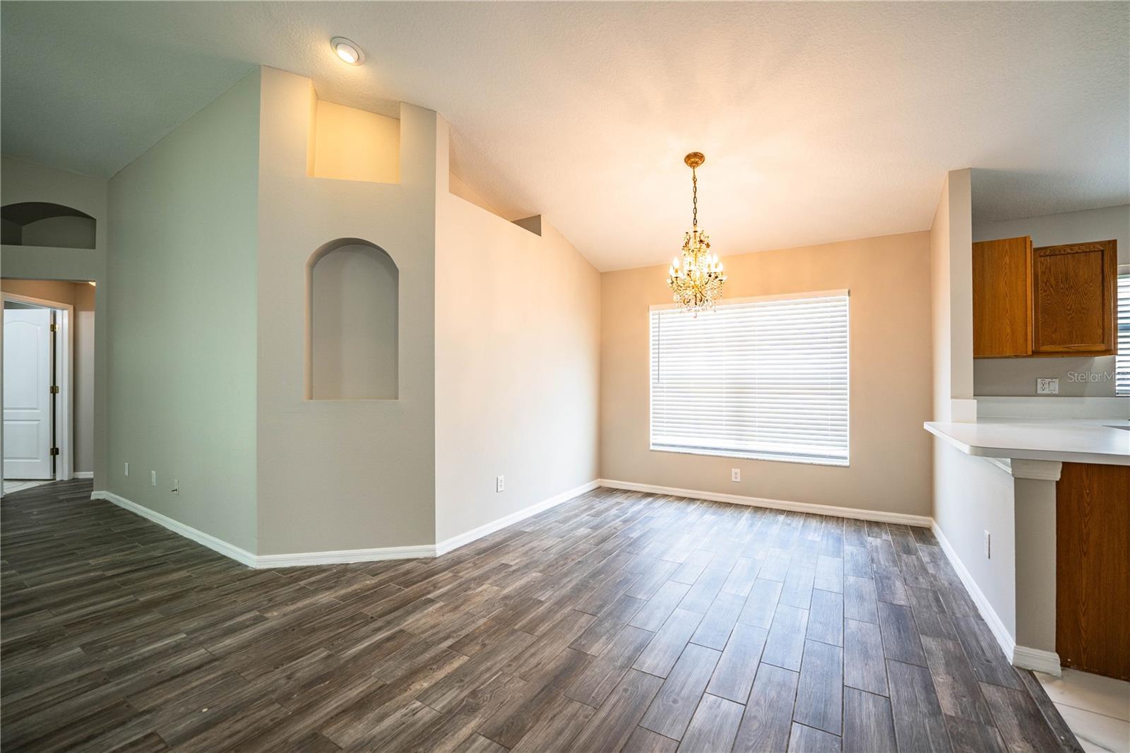 Image 14 of 49 For 10458 Lucaya Drive