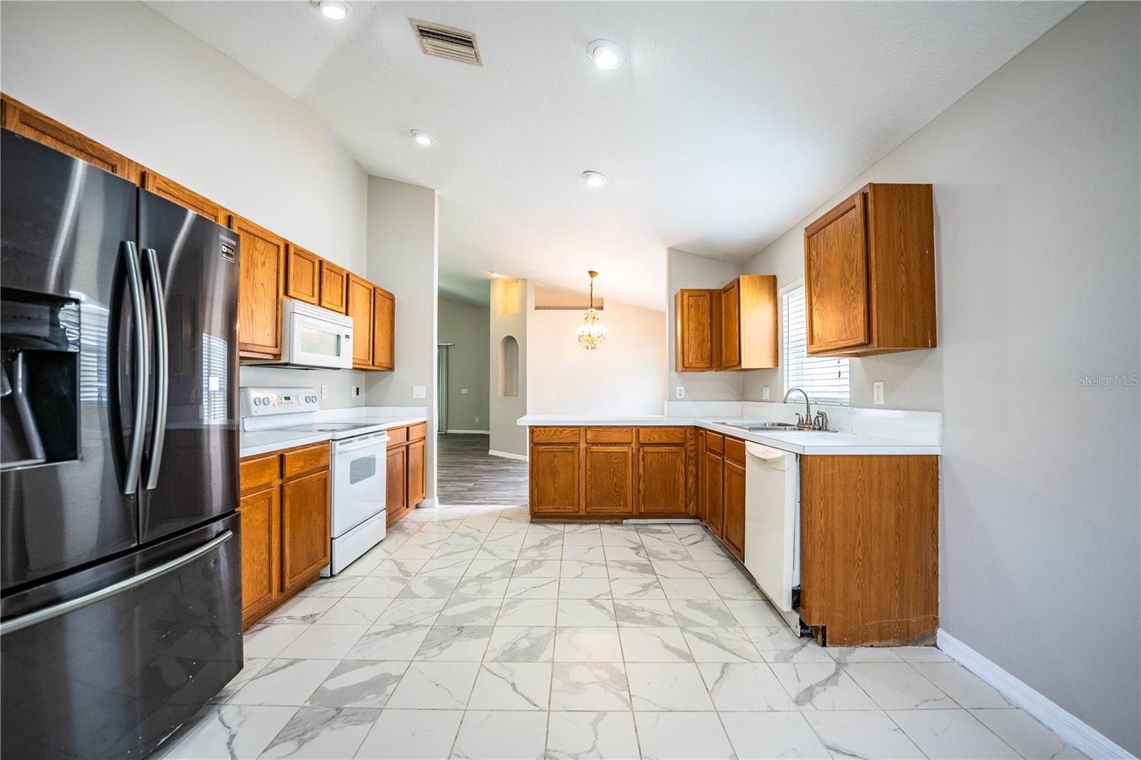 Image 18 of 49 For 10458 Lucaya Drive