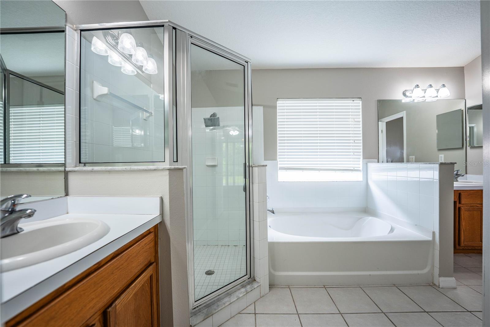 Image 23 of 49 For 10458 Lucaya Drive