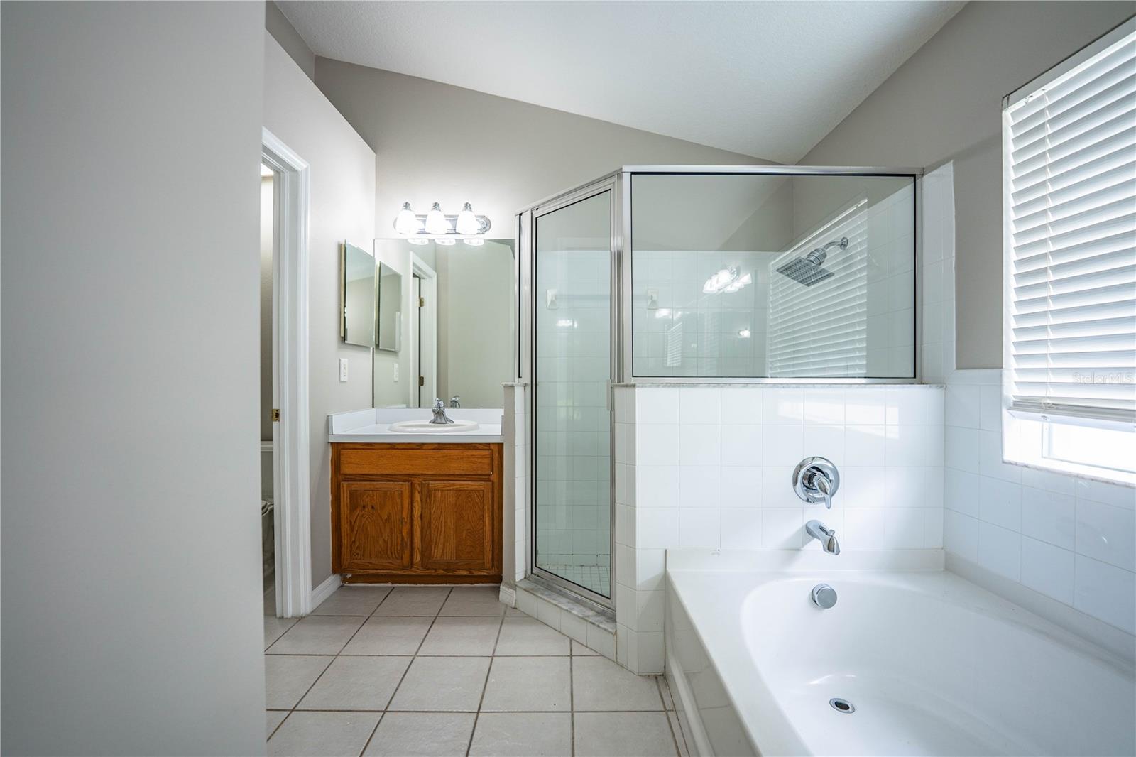 Image 24 of 49 For 10458 Lucaya Drive