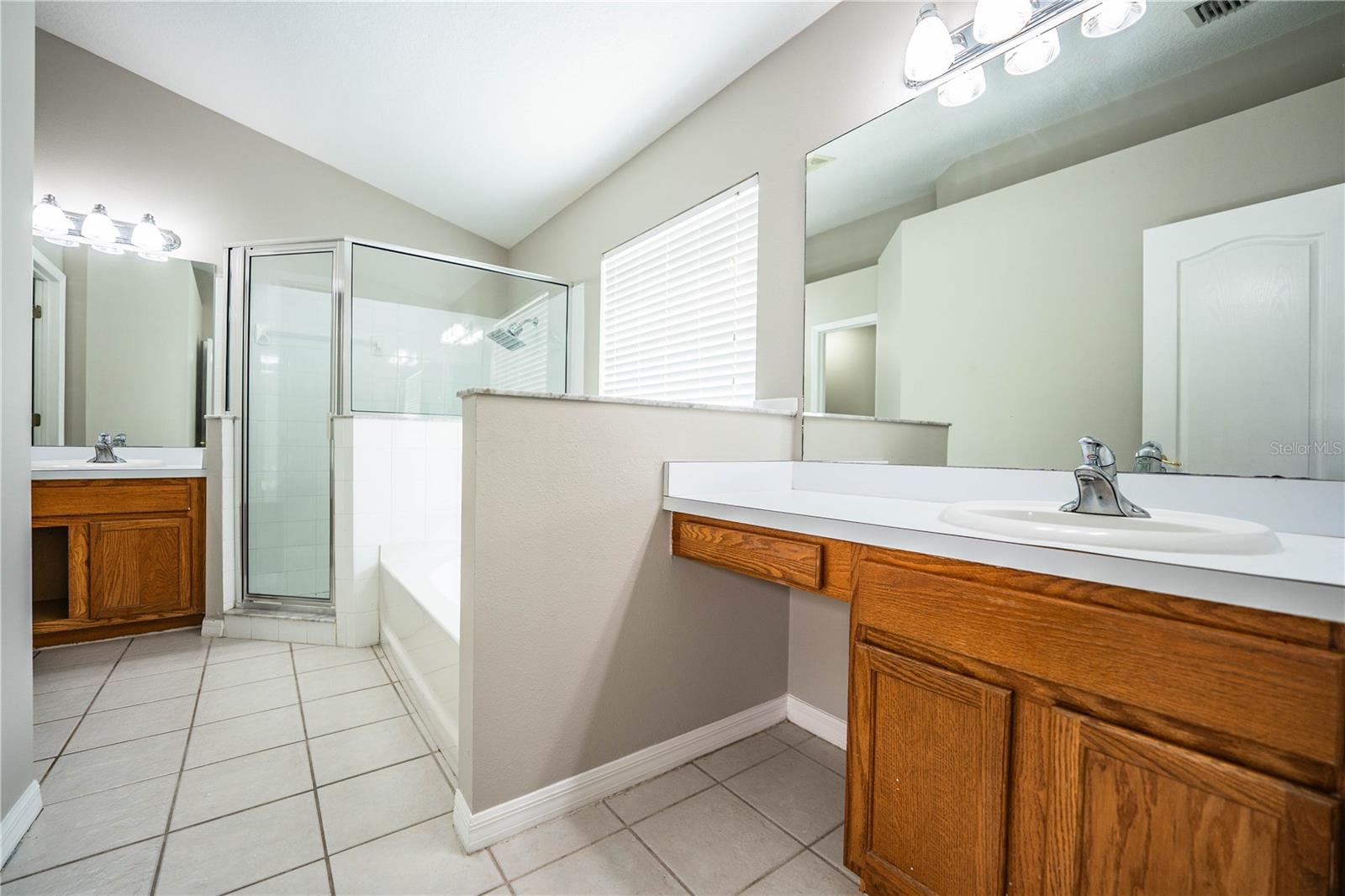 Image 27 of 49 For 10458 Lucaya Drive