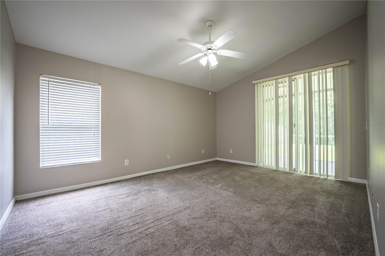 Image 32 of 49 For 10458 Lucaya Drive