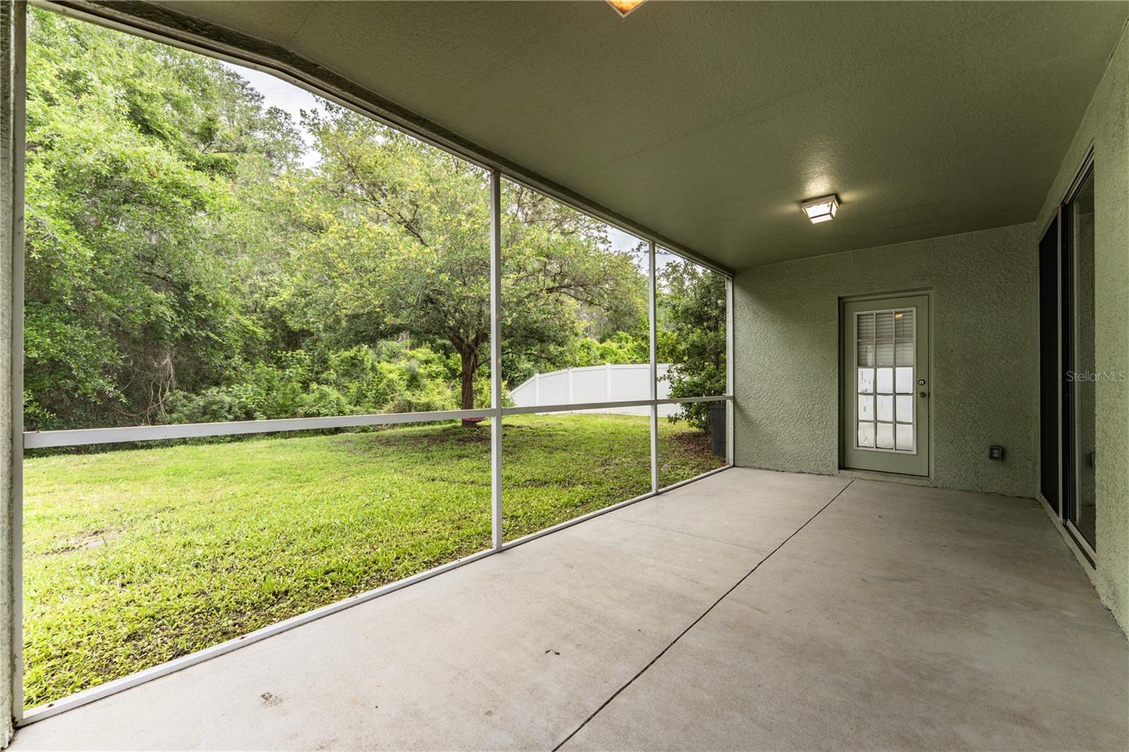 Image 38 of 49 For 10458 Lucaya Drive