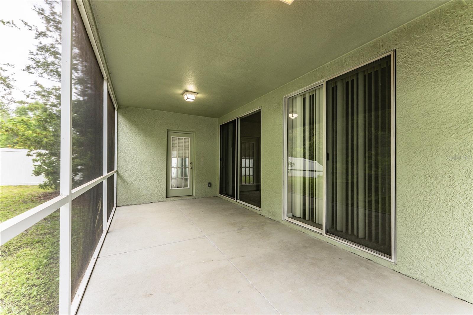 Image 39 of 49 For 10458 Lucaya Drive