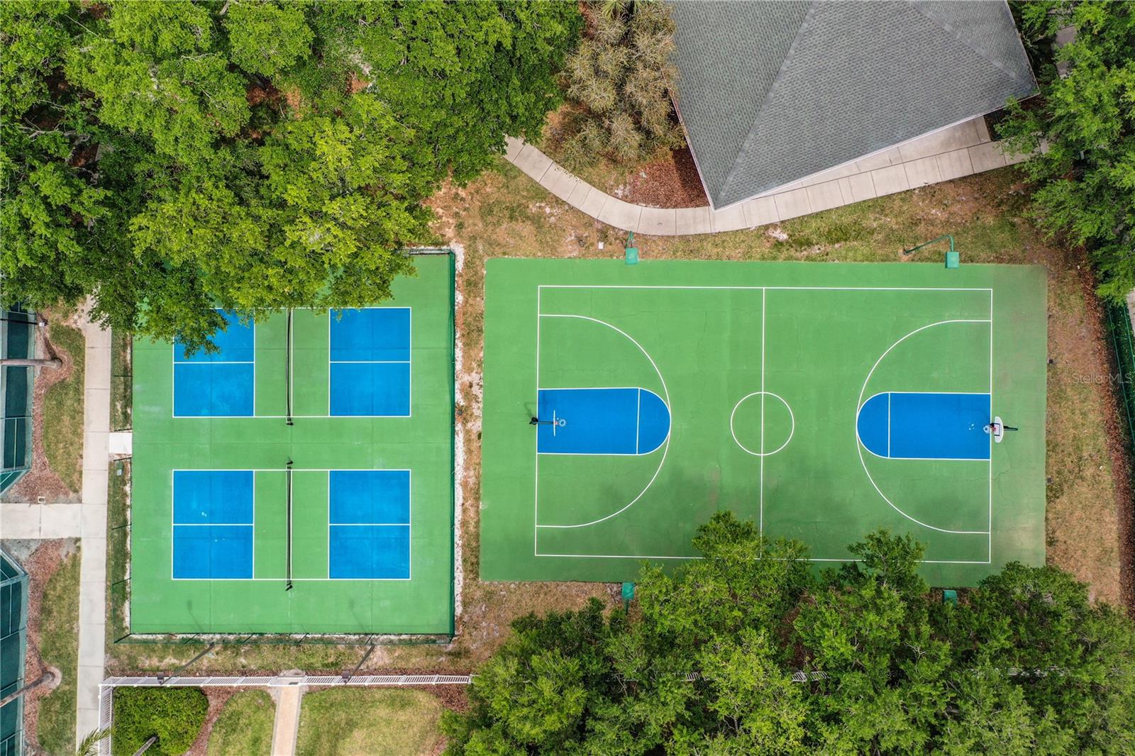 Image 42 of 49 For 10458 Lucaya Drive