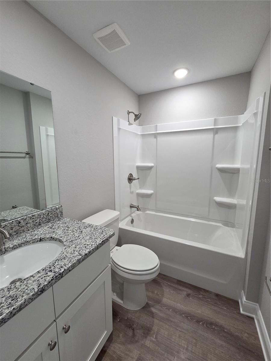 Image 17 of 33 For 1580 Sally St