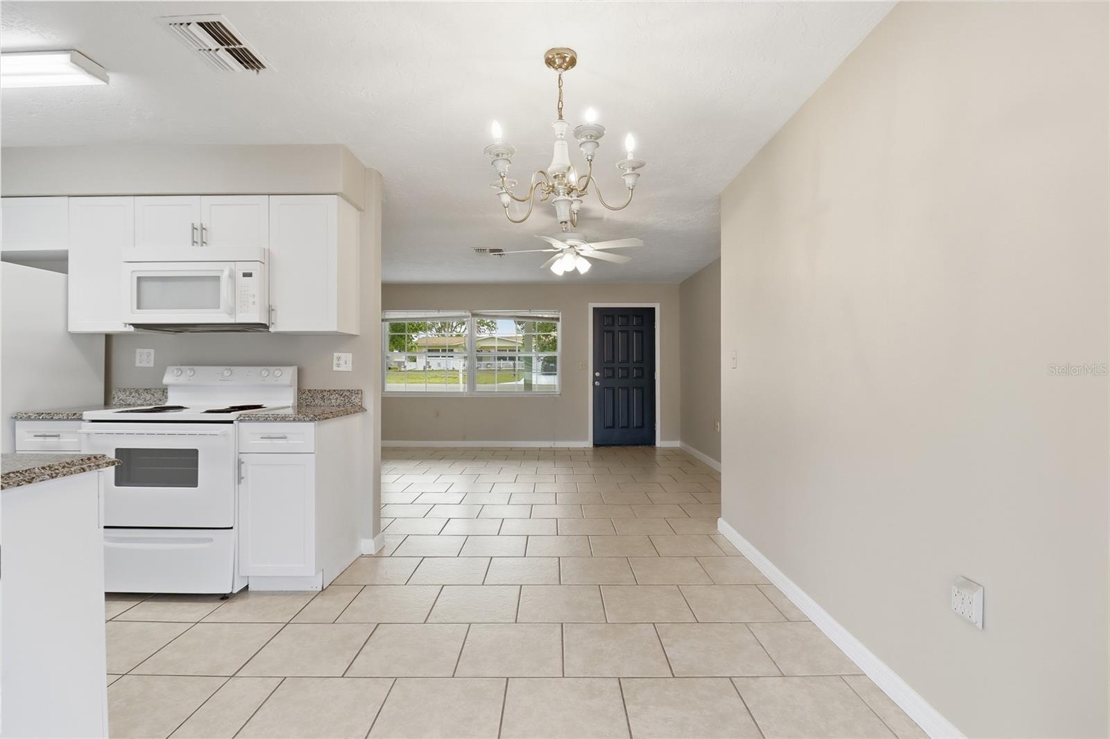 Image 15 of 46 For 38 Regina Boulevard