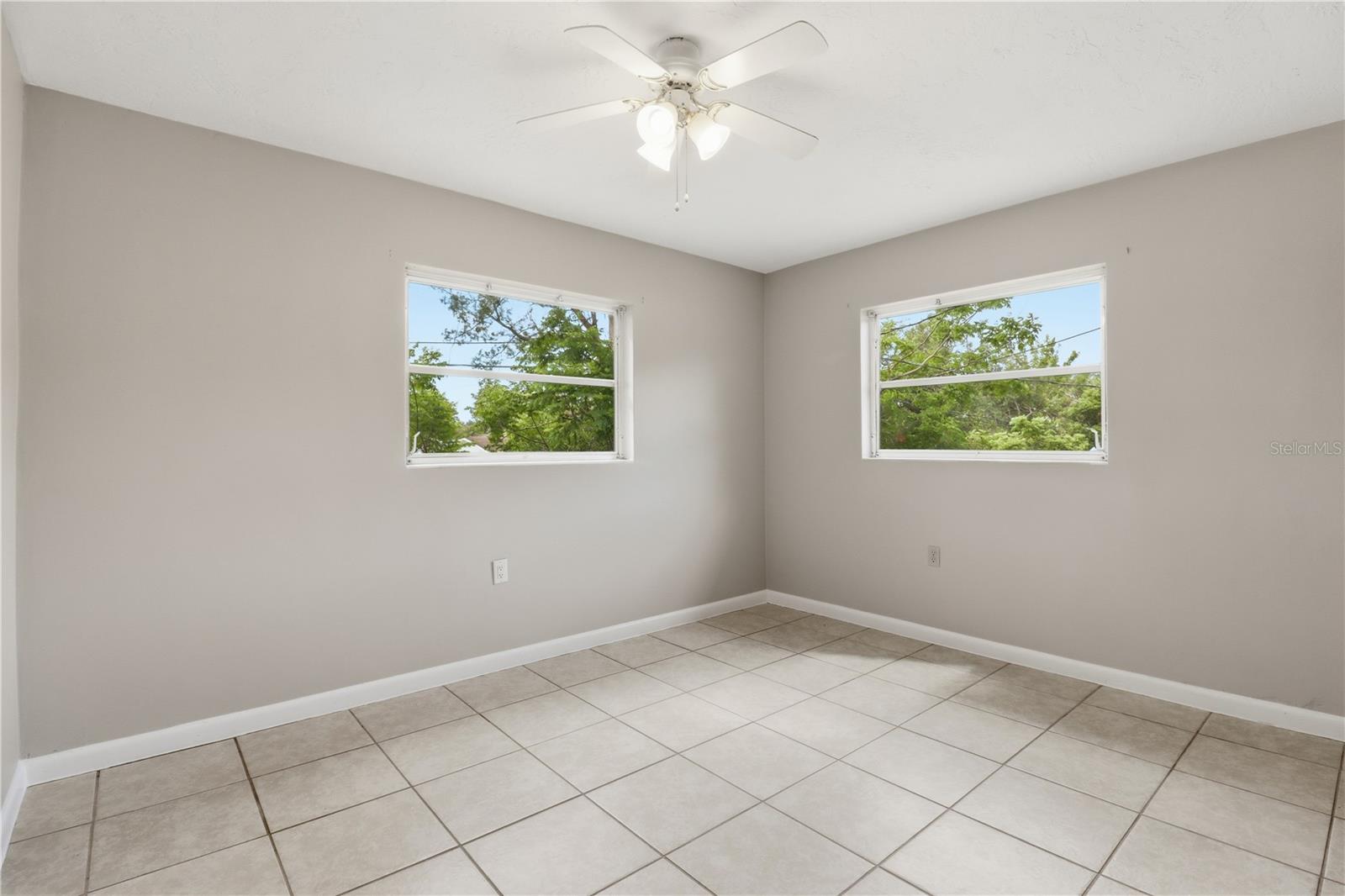 Image 34 of 46 For 38 Regina Boulevard