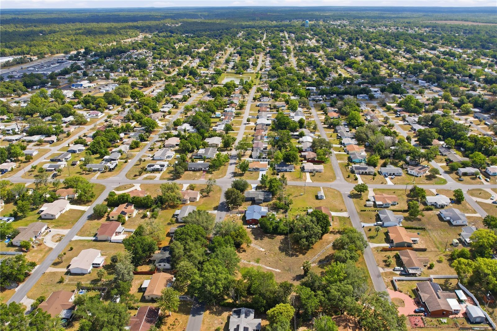 Image 42 of 46 For 38 Regina Boulevard