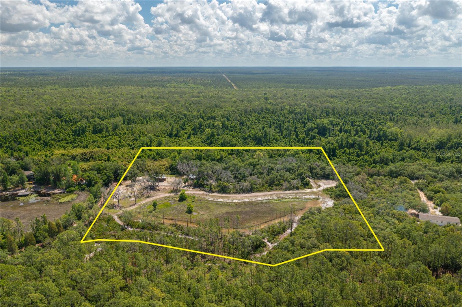 Image 31 of 39 For 991 Bay Court