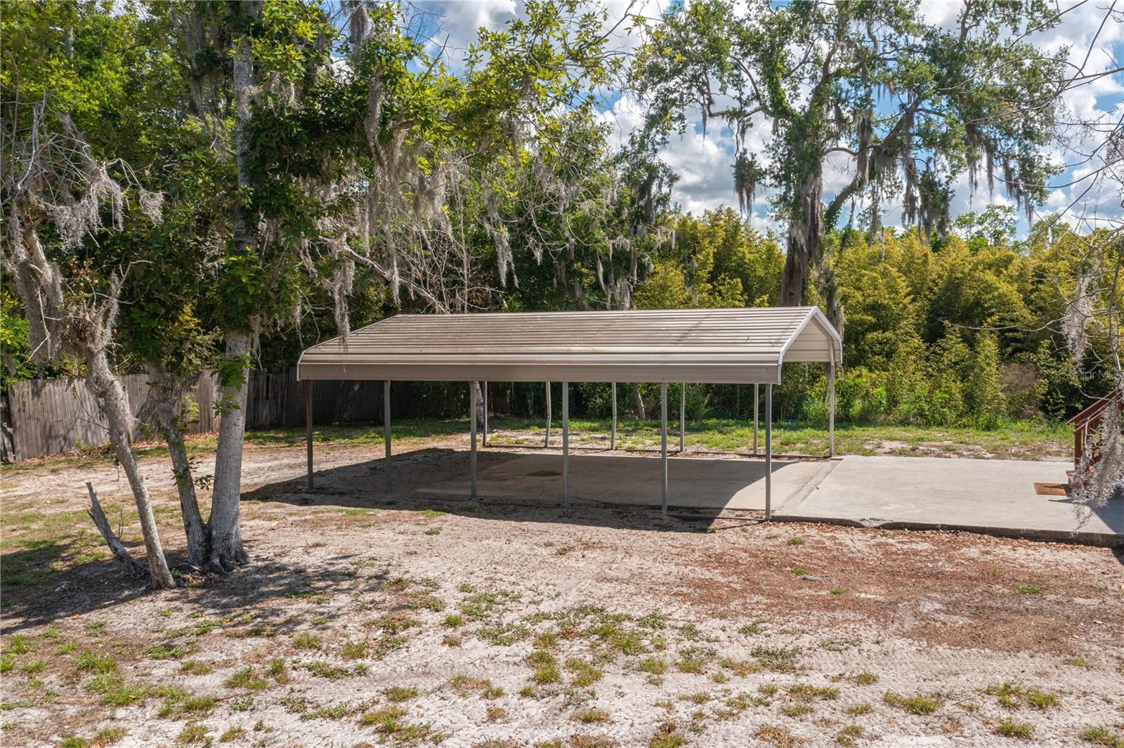 Image 4 of 39 For 991 Bay Court