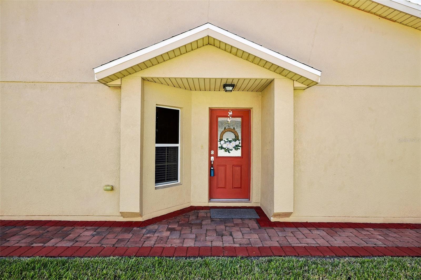 Image 5 of 61 For 516 Millifiora Lane