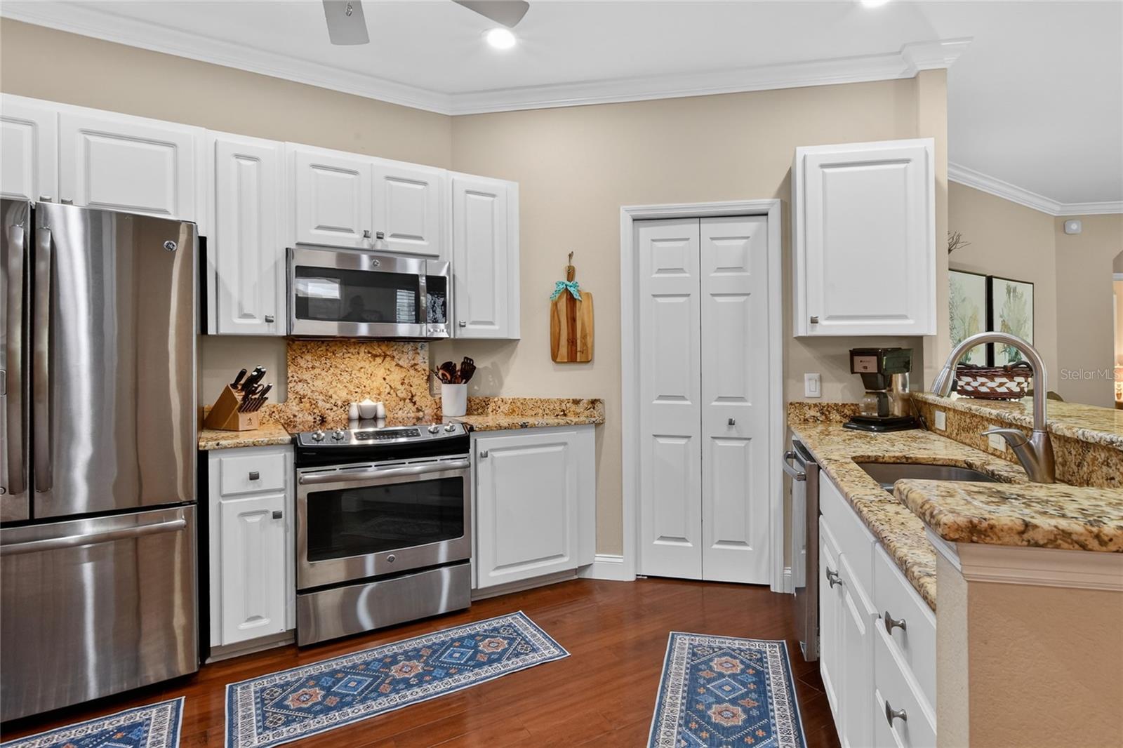 Image 5 of 60 For 612 Grasslands Village Circle 612