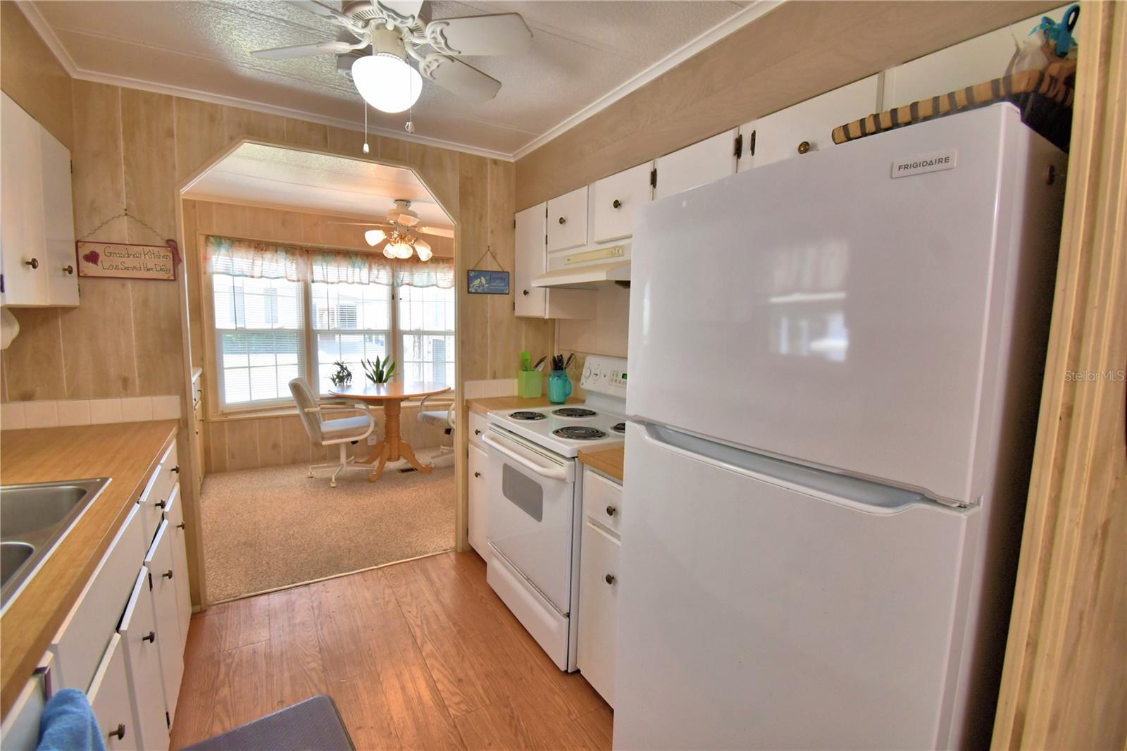 Image 13 of 70 For 4253 Cedarwood Street