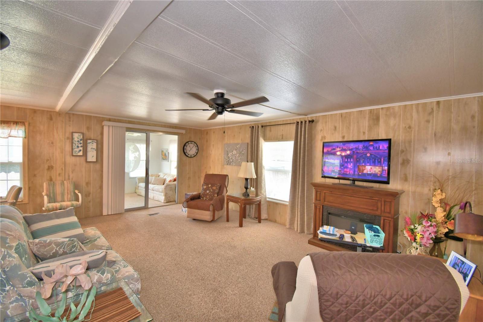 Image 24 of 70 For 4253 Cedarwood Street