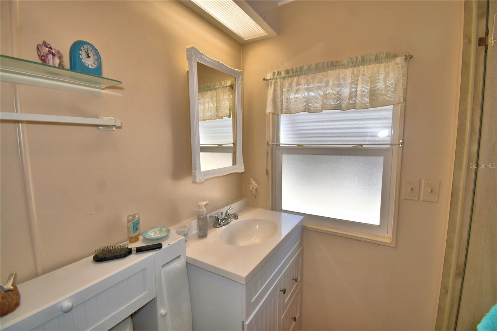 Image 39 of 70 For 4253 Cedarwood Street