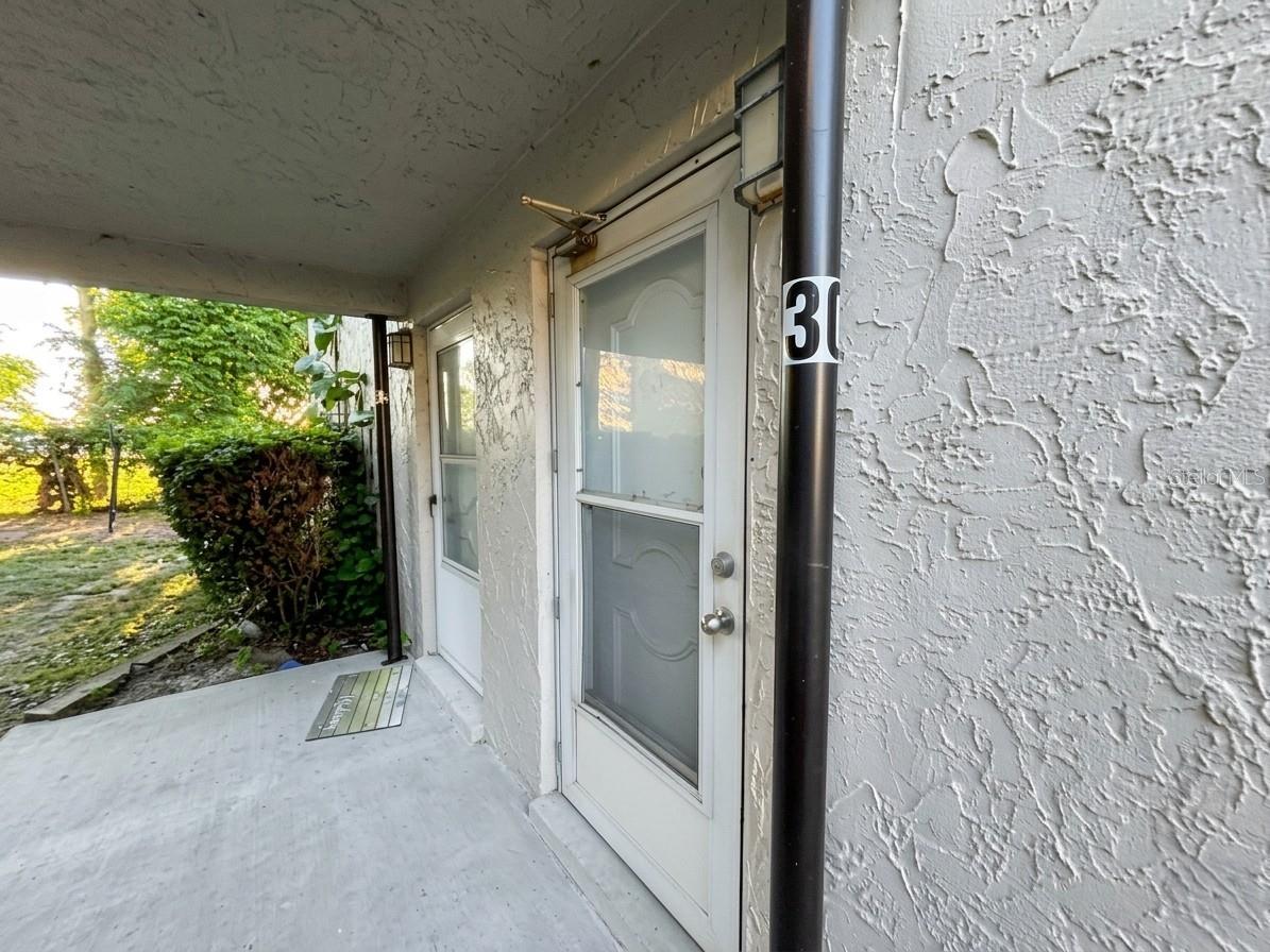 Image 2 of 11 For 1103 Cypress Gardens Boulevard 30
