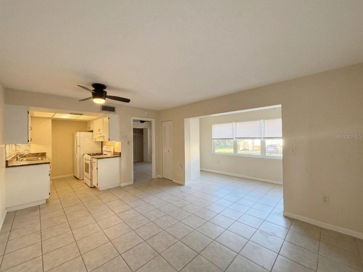 Image 3 of 11 For 1103 Cypress Gardens Boulevard 30