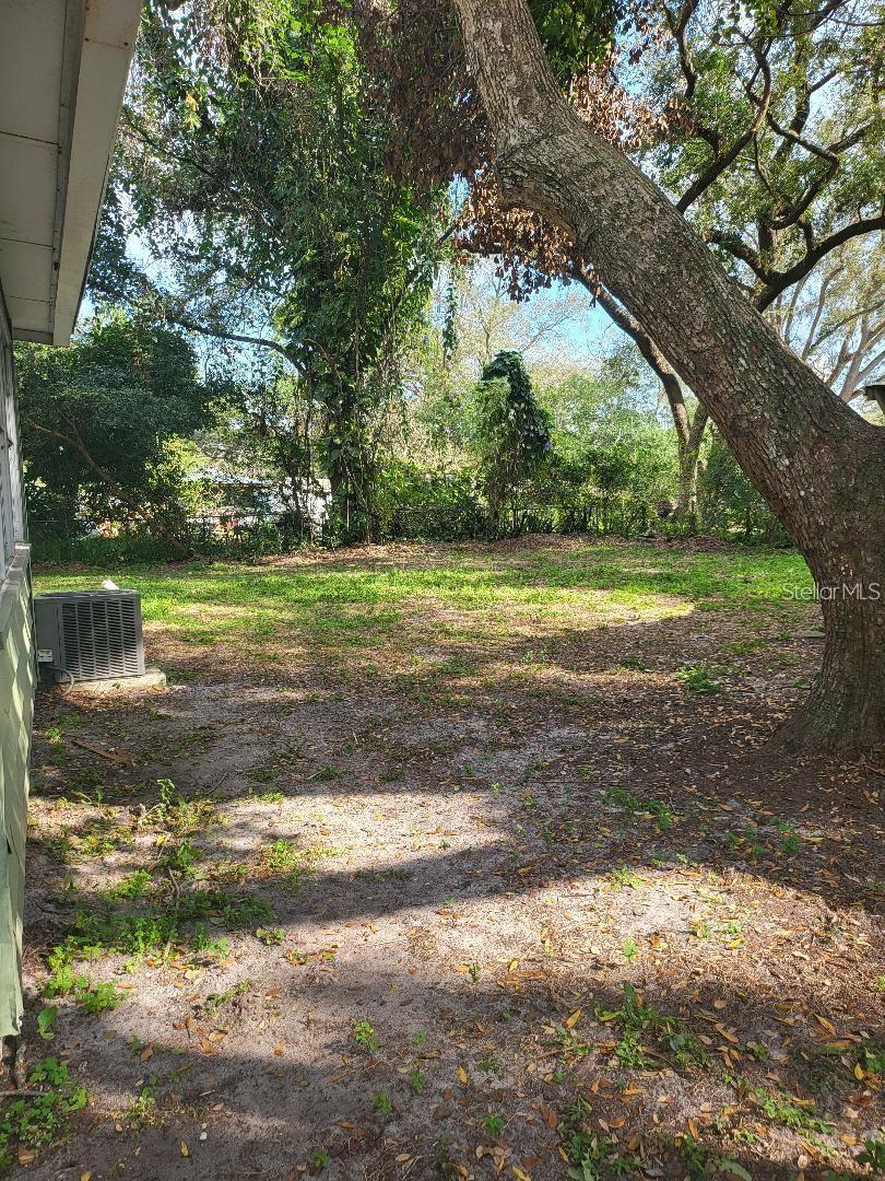 Image 16 of 22 For 639 2nd Street