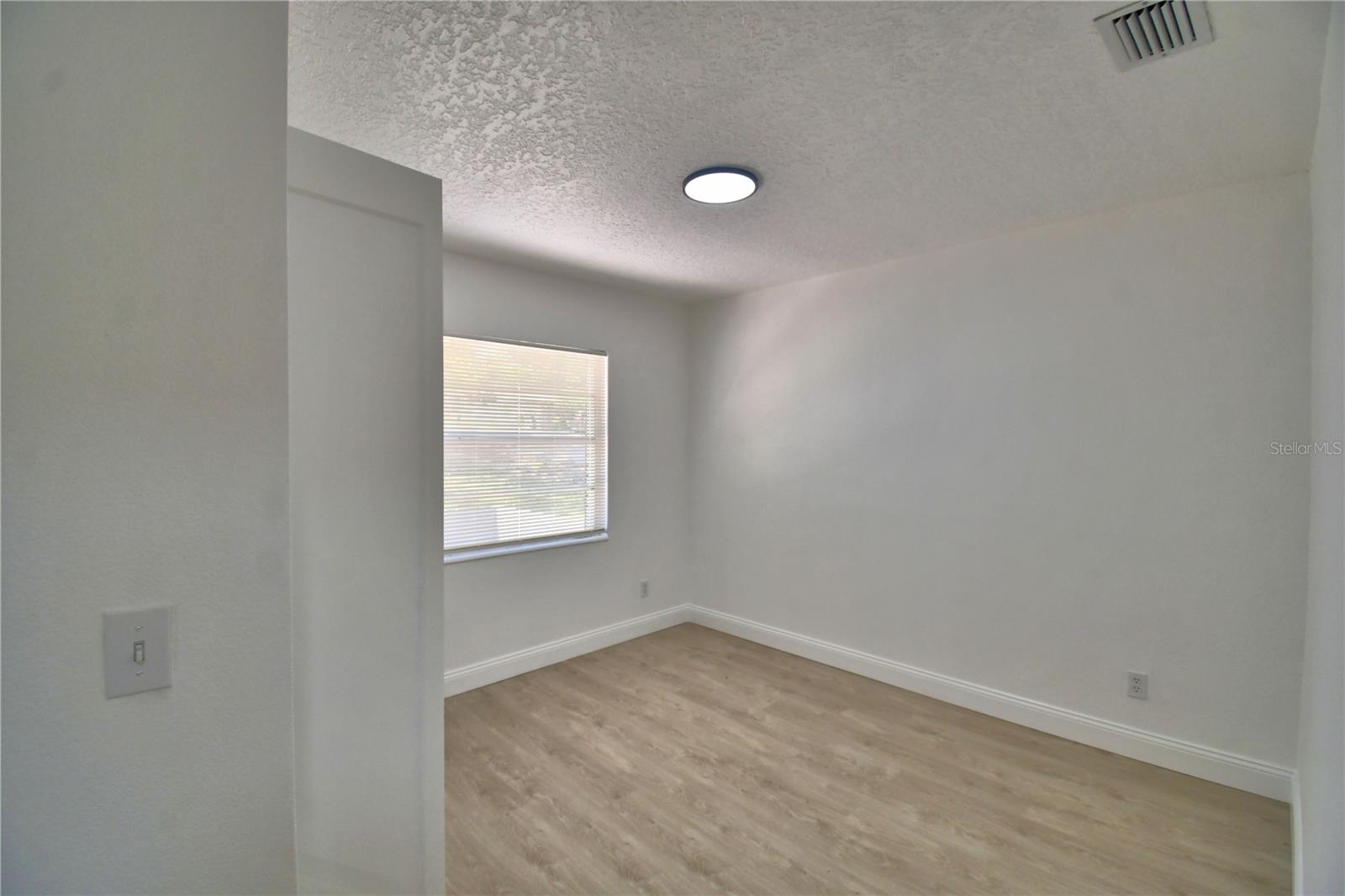 Image 43 of 66 For 138 Whittier Lane