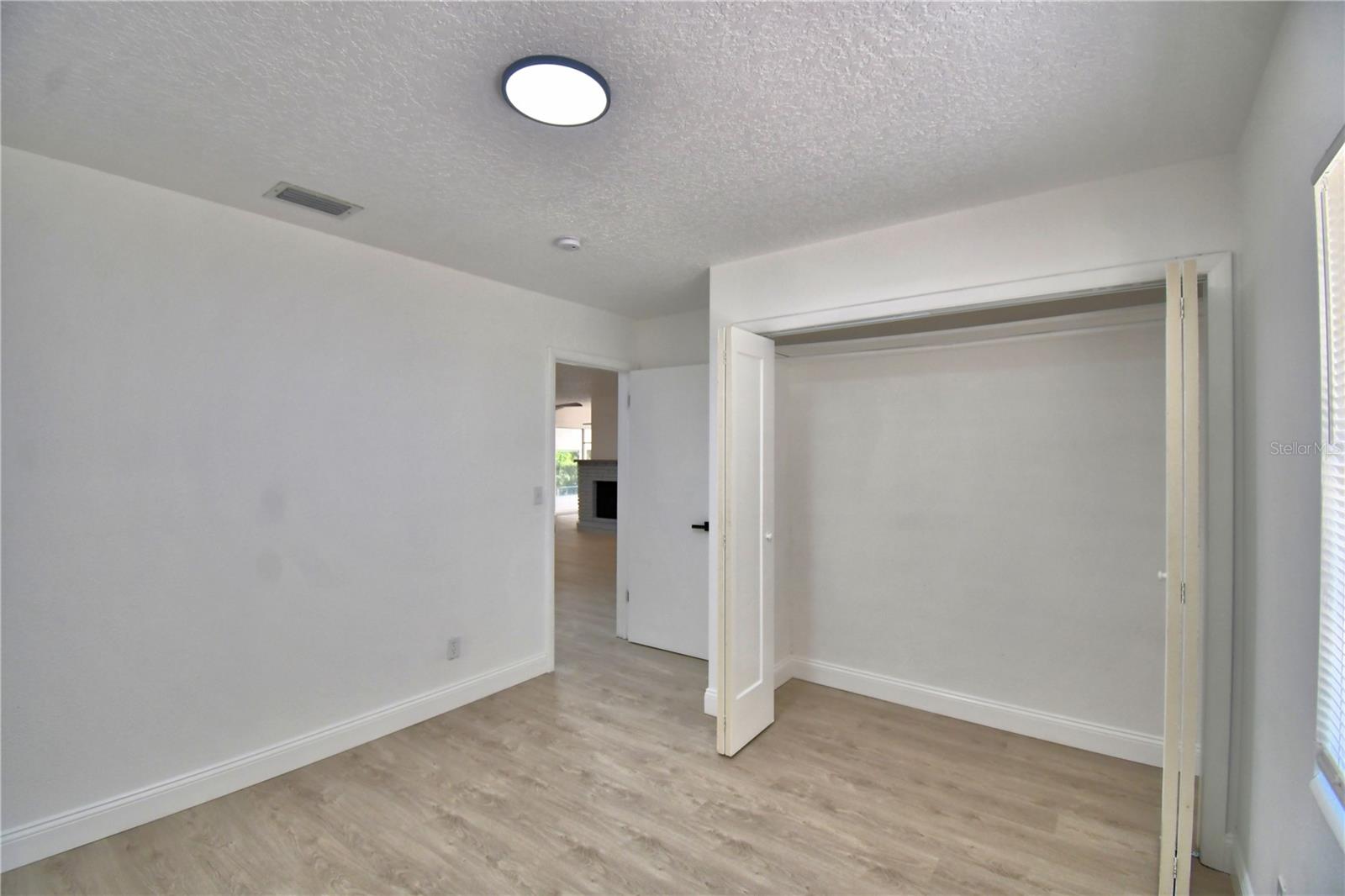 Image 45 of 66 For 138 Whittier Lane