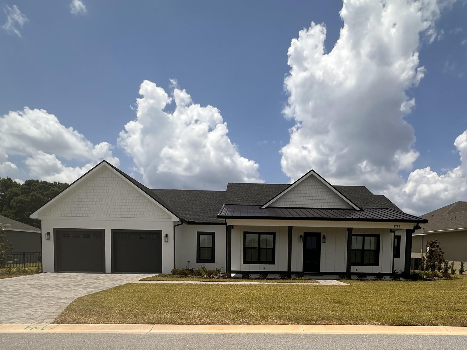 Image 2 of 41 For 1787 Lakehill Drive