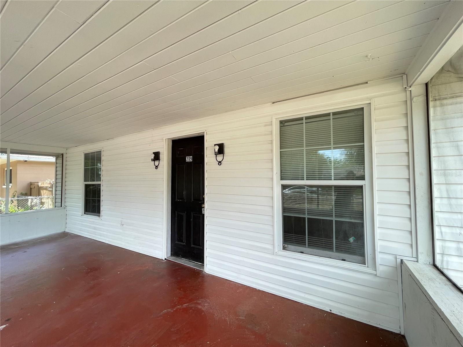 Image 3 of 21 For 219 Polk Avenue